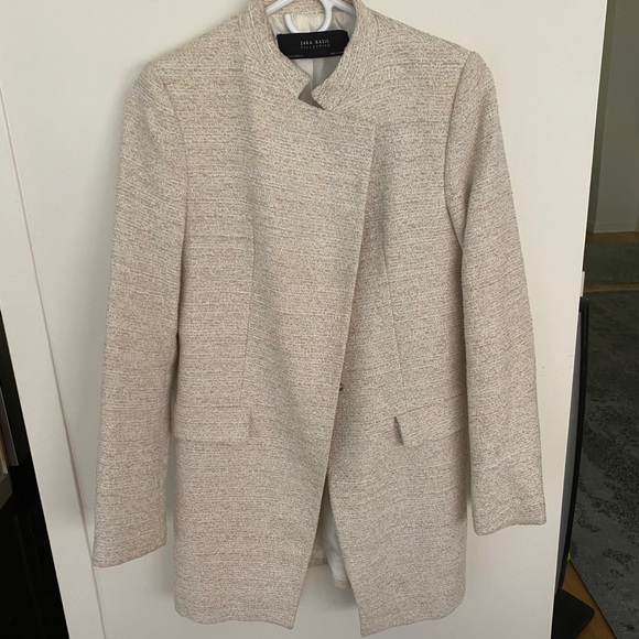Zara Coat - Picture 3 of 4